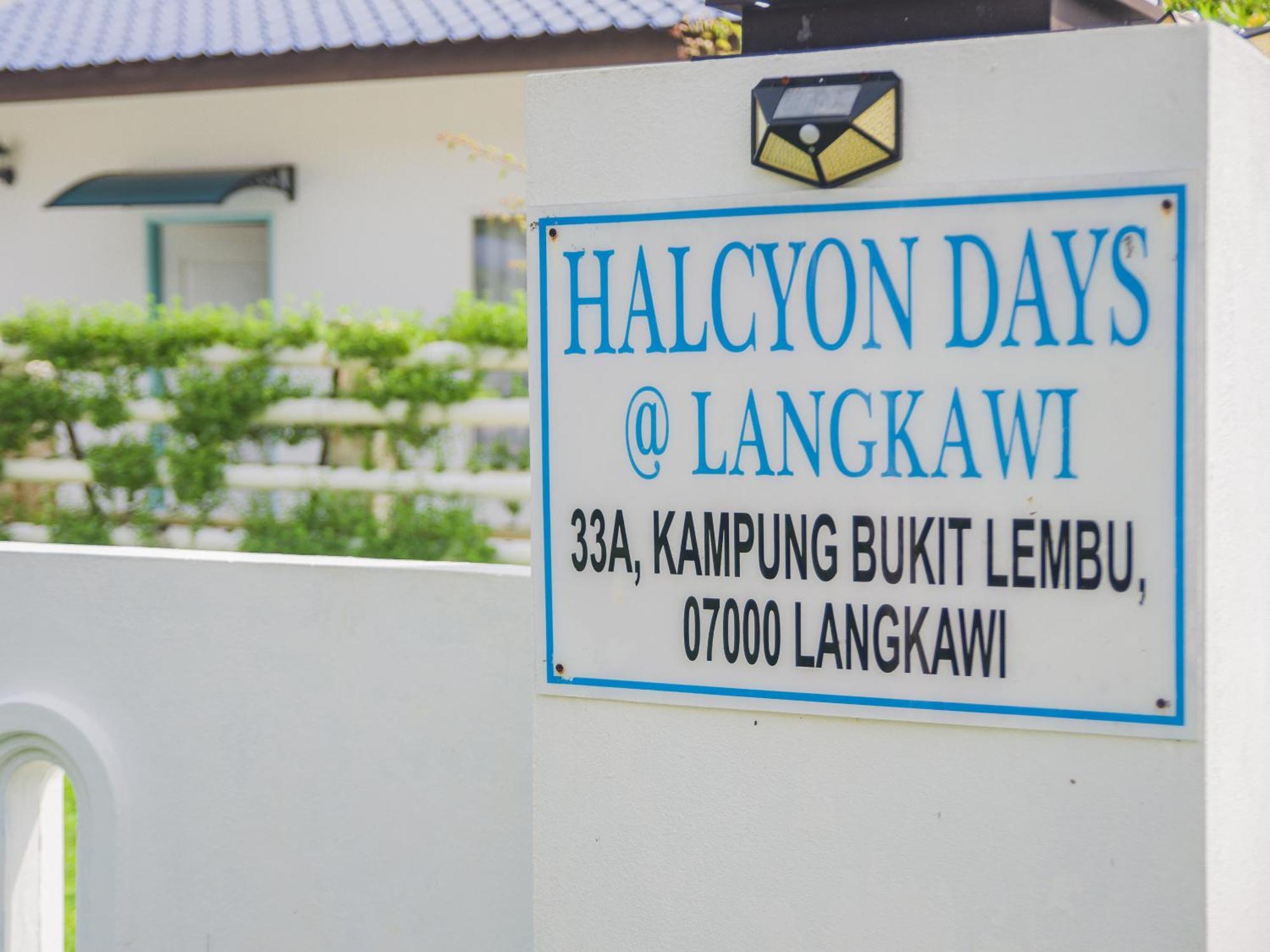 Апартаменти Halcyon Days @ Langkawi Пантай-Ченанг Екстер'єр фото